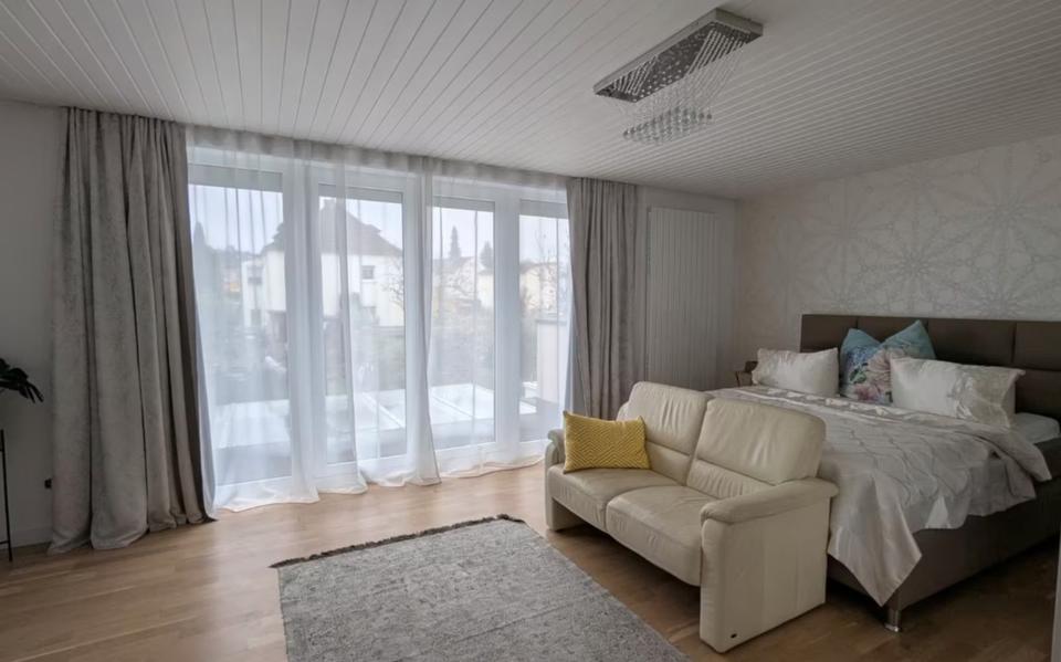 Mehrfamilienhaus von Privat mit Einliegerwohnung 7 zimmer