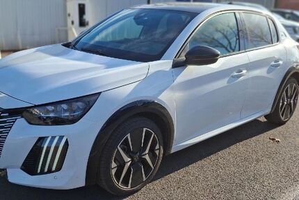 Peugeot 208 10.207 km 22.900 &euro; Fürstenwalde 15517