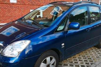 Toyota Corolla Verso 334.500 km 1.400 &euro; Stade 21680