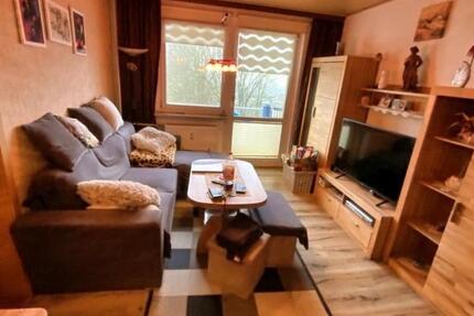 Frisch renovierte 2-Zi.-Wohnung mit Balkon in Altenburg-neu vermi zimmer