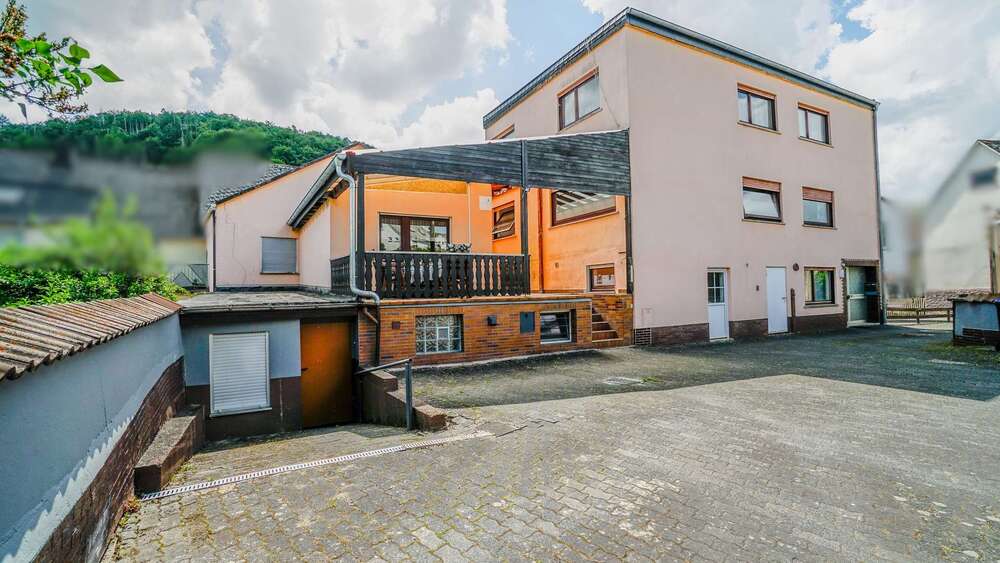 Wohn - und Gewerbeobjekt mit 5 Einheiten in Herborn OT - Mehrfamilienhaus, Wohnhaus Herborn | Angebot:26845135