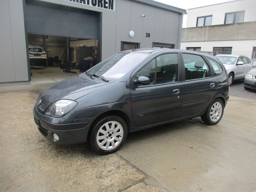 Renault Scenic 210.600 km 1.790 € Heilbronn 74081