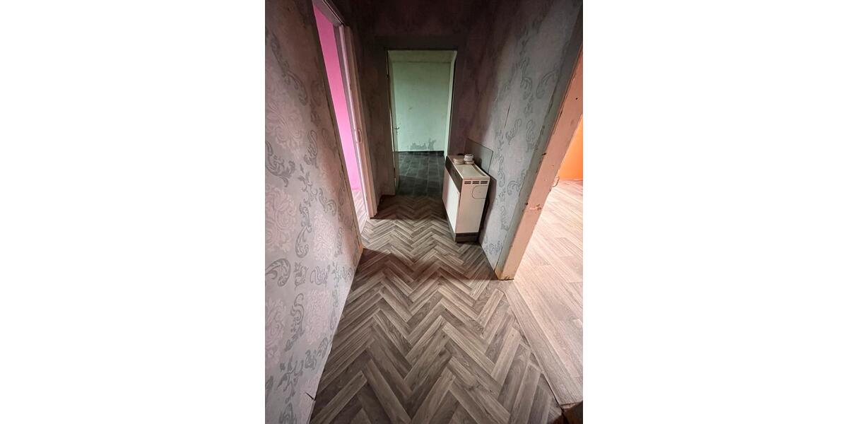 4 ZKB, Dachgeschoss, Altbau, ab 01.02. zu Vermieten 4 zimmer