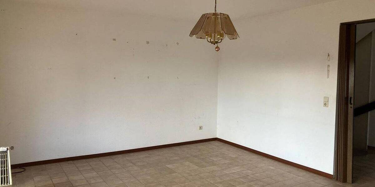 Reihenendhaus Wiesbaden Nordenstadt - 6 Zimmer, 150 m&sup2;, 599.000&euro; | Angebot:25720800