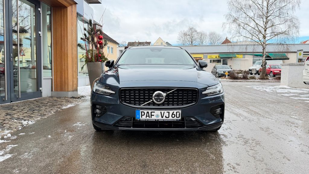 Volvo V60 2.900 km 49.300 &euro; Pfaffenhofen 85276