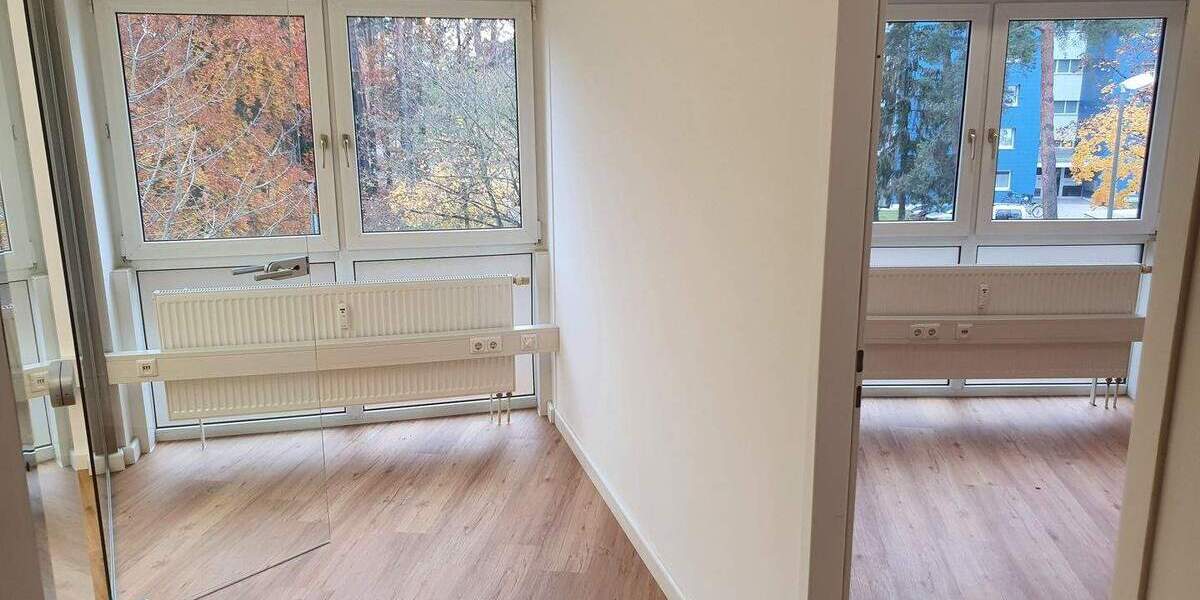 Gewerbeobjekt Waldkraiburg - 5 Zimmer, 126 m&sup2;, 995&euro; | Angebot:26616566