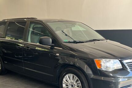 Lancia Voyager 111.000 km 10.990 &euro; Alfter bei Bonn 53347