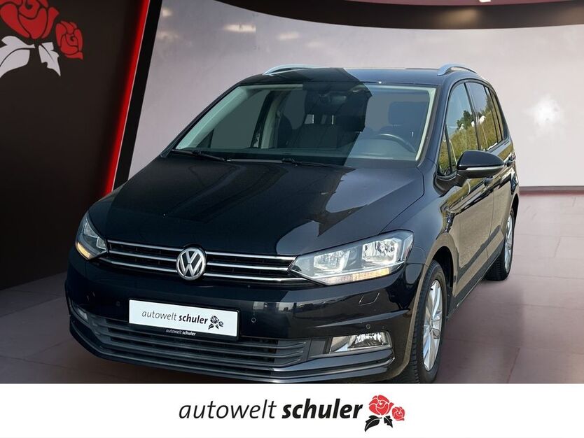 VW Touran 102.000 km 21.549 € Donaueschingen 78166