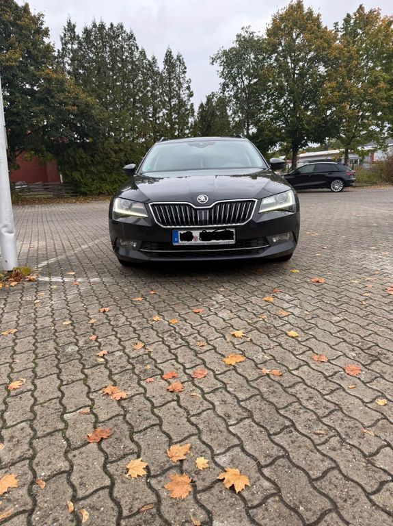 Skoda Superb 194.000 km 12.800 € Wriedel 29565