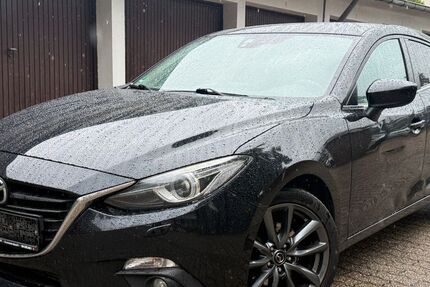 Mazda 3 208.000 km 4.940 &euro; Düsseldorf 40468