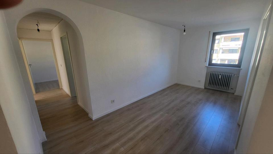Etagenwohnung Neumarkt in der Oberpfalz Altenhof - 4.5 Zimmer, 100 m&sup2;, 330.000&euro; | Angebot:26771512
