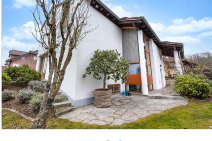 Außergewöhnliches Architektenhaus in ruhiger Lage