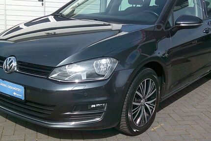 VW Golf 151.000 km 9.999 &euro; Gronau (Leine) OT Brüggen 31028