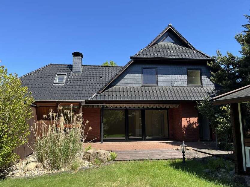 Haus zum Kaufen in Wiefelstede 399.000 € 190 m²