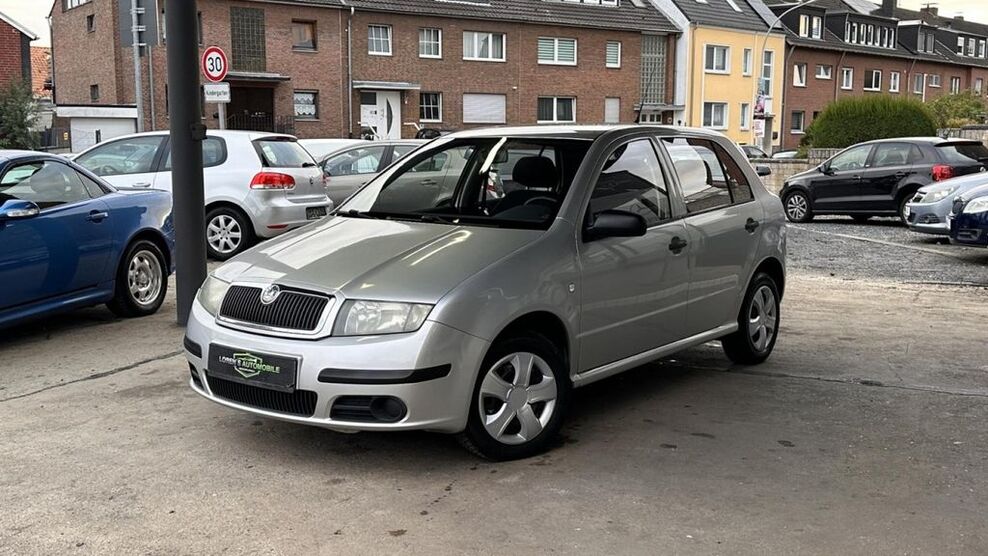 Skoda Fabia 225.369 km 1.290 € Mönchengladbach 41238