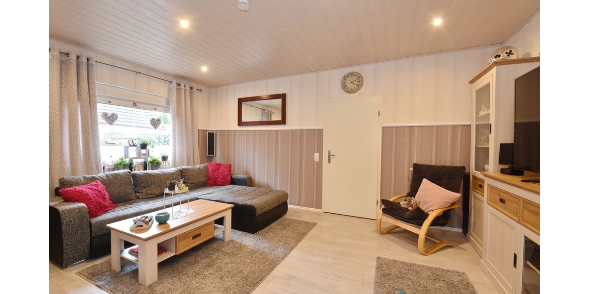 Zweifamilienhaus in zentraler Lage am Untenende. Durch Mieteinnahmen zum Eigenheim! - Zweifamilienhaus Papenburg | Angebot:26365847