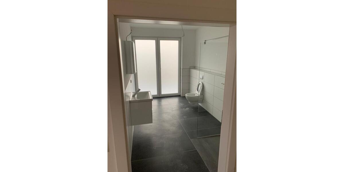 Etagenwohnung Bad Camberg - 2 Zimmer, 70 m&sup2;, 1.100&euro; | Angebot:25415647