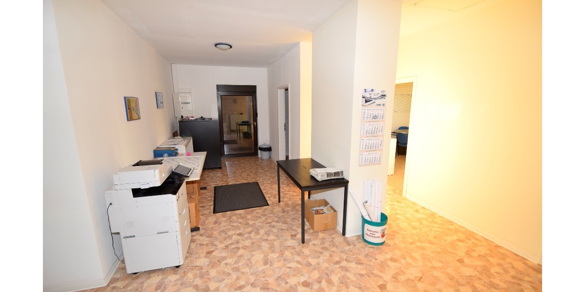 Hauptverkehrsstr. Sulingen: Gewerbehalle teilbar viele Parkplätze - Gewerbeobjekt Sulingen | Angebot:25416987