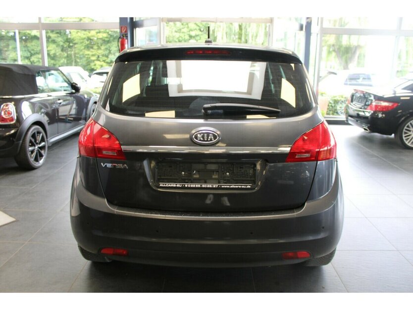 Kia Venga 1.6 CVVT Edition 7 - Panorama - 42.466 km 9.980 € Euskirchen 53881