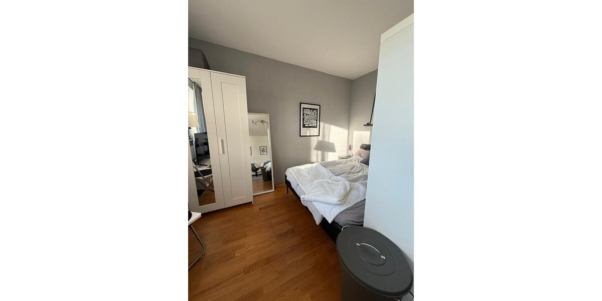 Etagenwohnung Kiel Ravensberg - 1 Zimmer, 39 m&sup2;, 330&euro; | Angebot:26412555