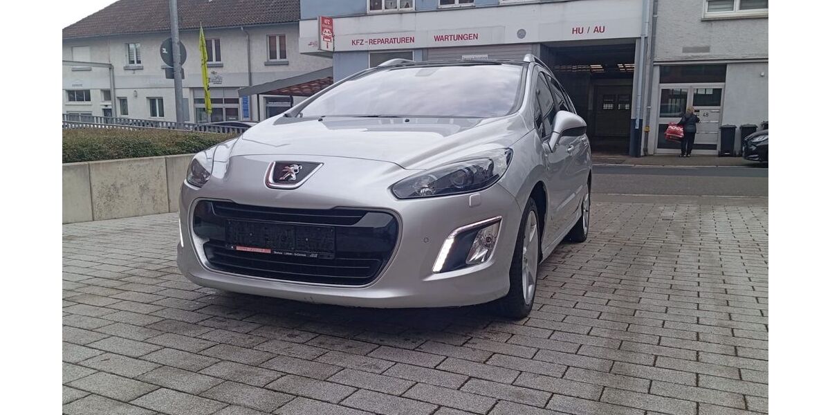 Peugeot 308 149.000 km 4.999 &euro; Pforzheim 75172