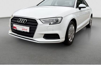 Audi A3 60.600 km 14.900 &euro; Haag bei München 83527