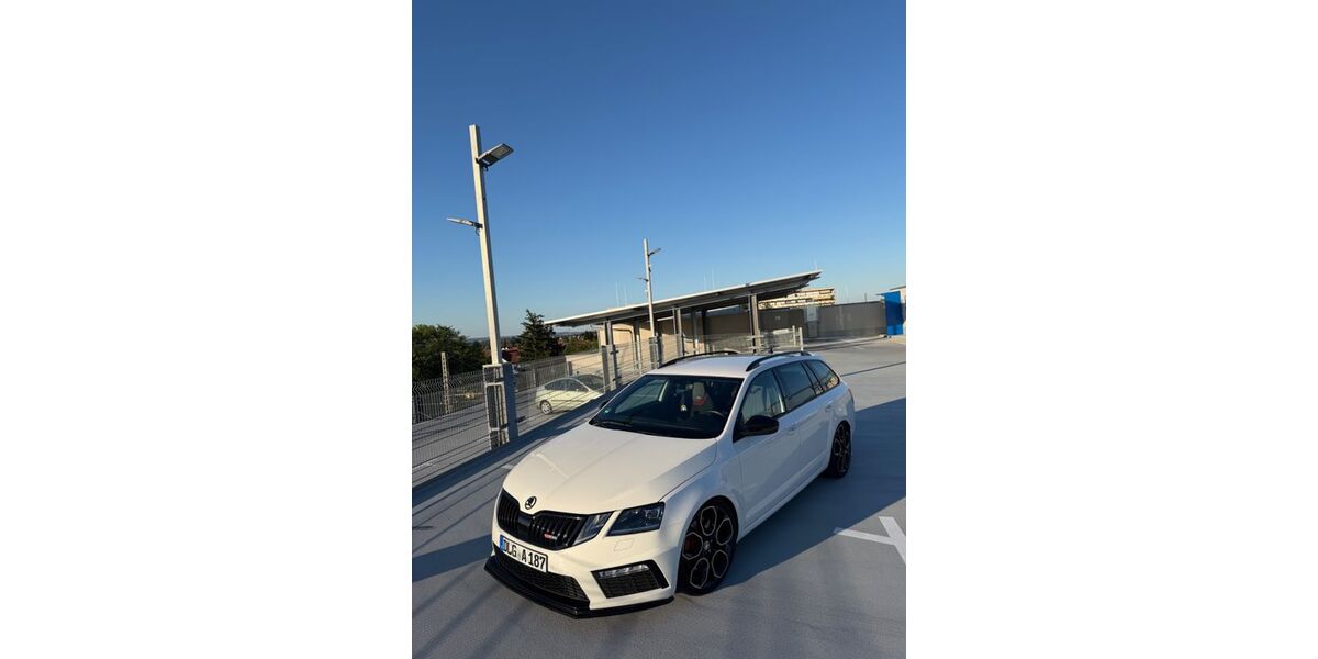 Skoda Octavia 125.000 km 22.999 &euro; Holzheim 89438