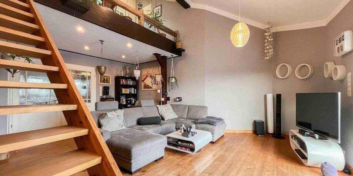 Großzügige 6 Zimmer-Maisonettewohnung mit Galerie, Dachterrasse und Naturblick 6 zimmer