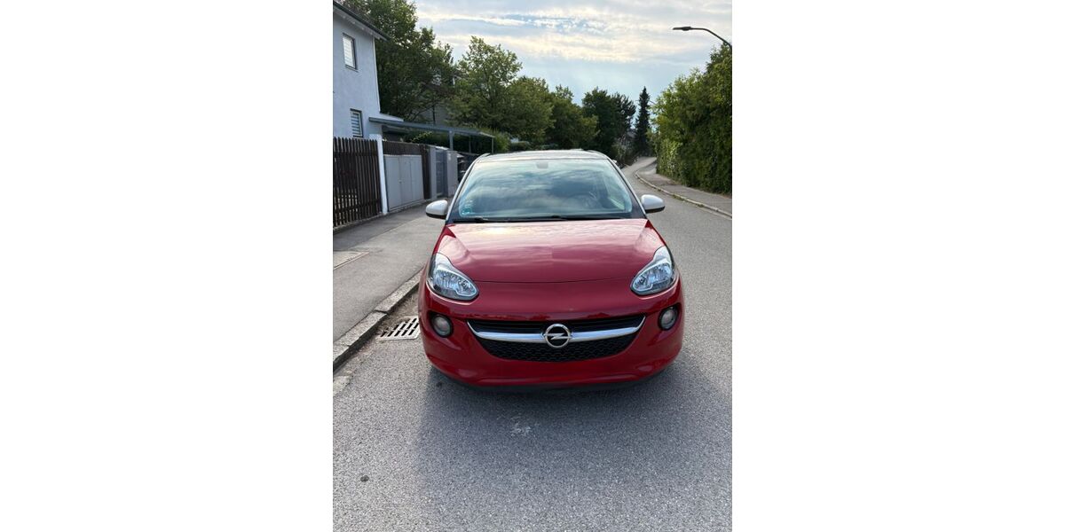 Opel Adam 124.488 km 6.990 &euro; München 80689