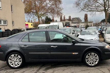 Renault Laguna 212.500 km 2.500 &euro; Heidelberg 69115