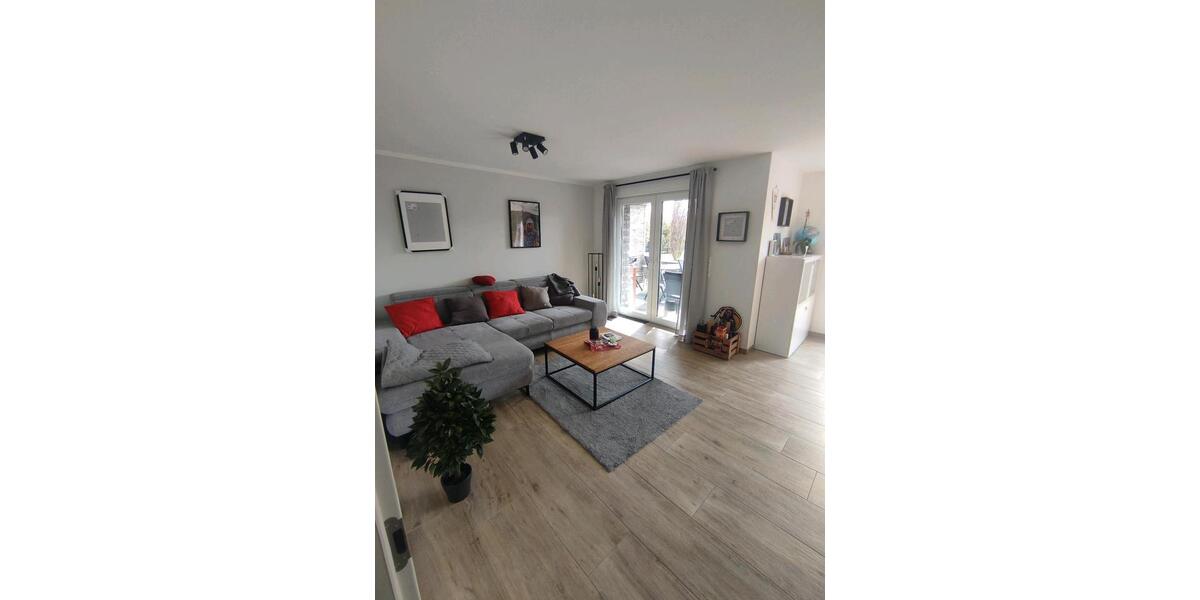 Erdgeschoßwohnung Euskirchen Dom-Esch - 1 Zimmer, 70 m&sup2;, 650&euro; | Angebot:25600755