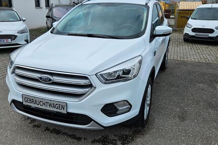 Ford Kuga 105.952 km 12.990 &euro; Ebermannsdorf 92263