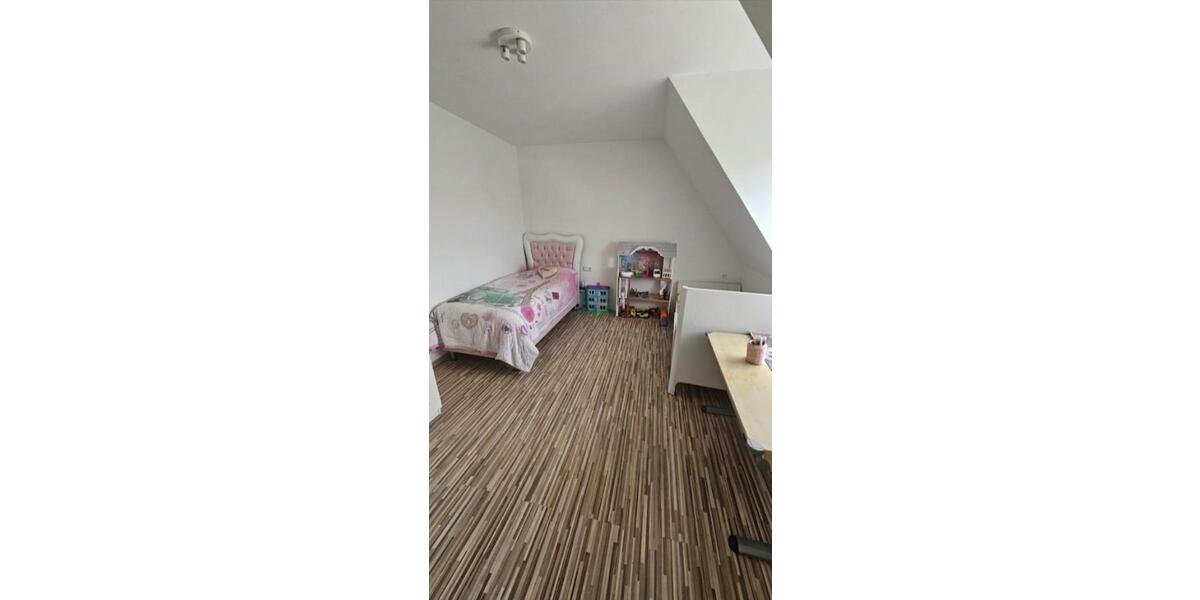 Dachgeschoßwohnung Nennslingen - 3 Zimmer, 83 m&sup2;, 179.000&euro; | Angebot:27116802