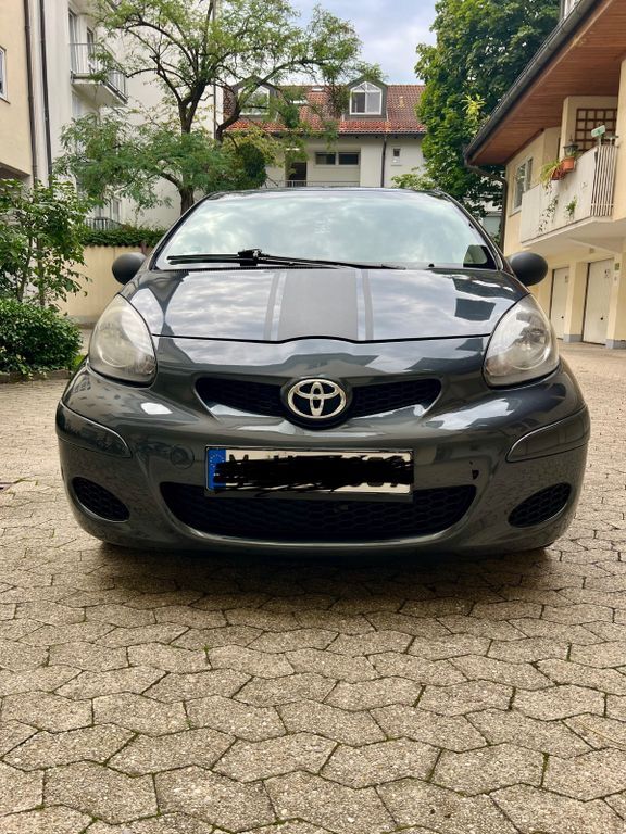 Aygo (X)