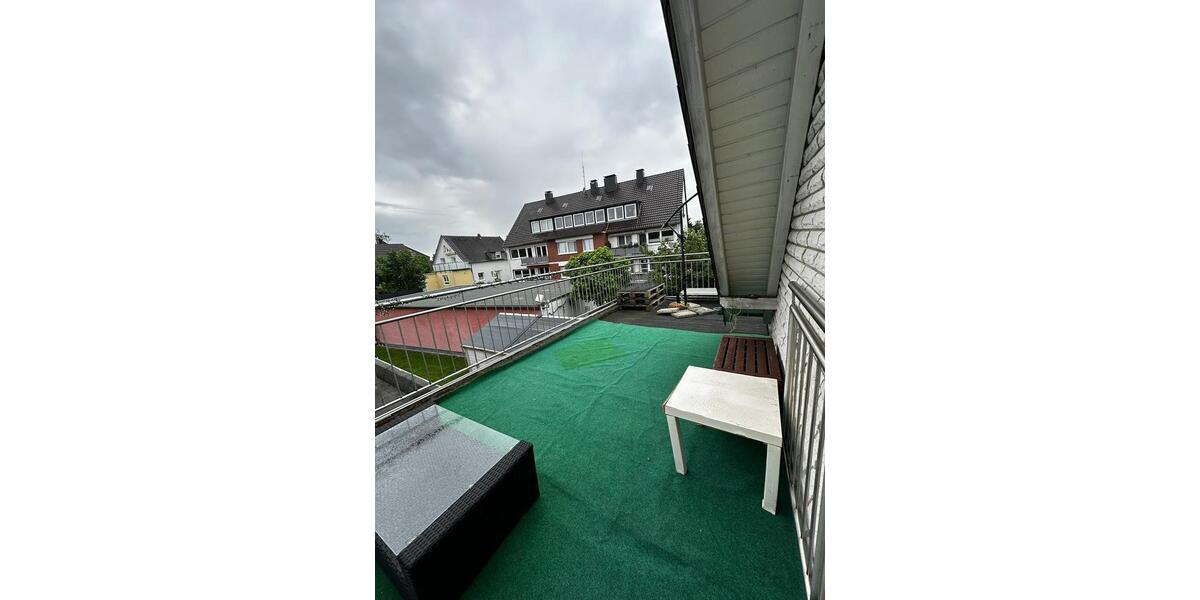 Moderne Doppelhaushälfte zur Miete (WG geeignet) 4.5 zimmer