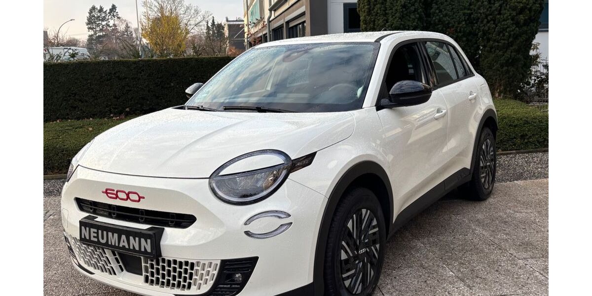 Fiat 600 27.000 km 18.999 &euro; Rellingen 25462