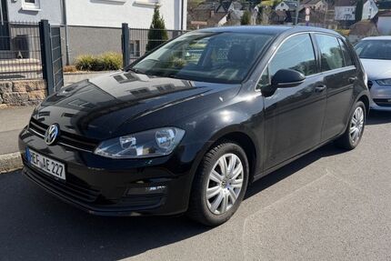 VW Golf 217.000 km 7.950 &euro; Bad Hersfeld 36251