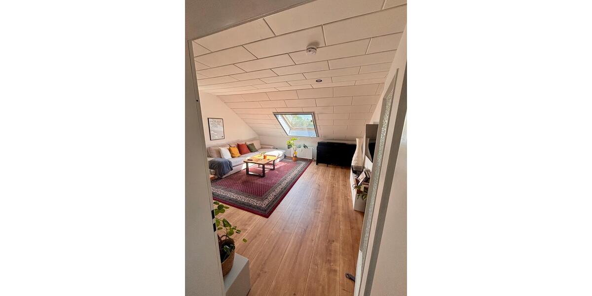 Dachgeschoßwohnung Lehre - 2 Zimmer, 75 m&sup2;, 730&euro; | Angebot:26330383