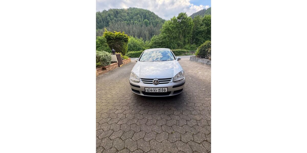 VW Golf 151.000 km 4.999 &euro; Miellen 56132