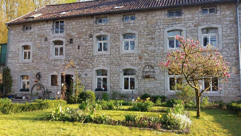 Mehrfamilienhaus, Wohnhaus Aachen / Hahn Hahn - 8 Zimmer, 328 m&sup2;, 890.000&euro; | Angebot:25801606