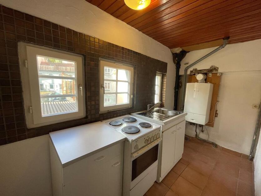 Von privat: 1 12 Zimmerwohnung in historischem Haus in Esslingen zimmer