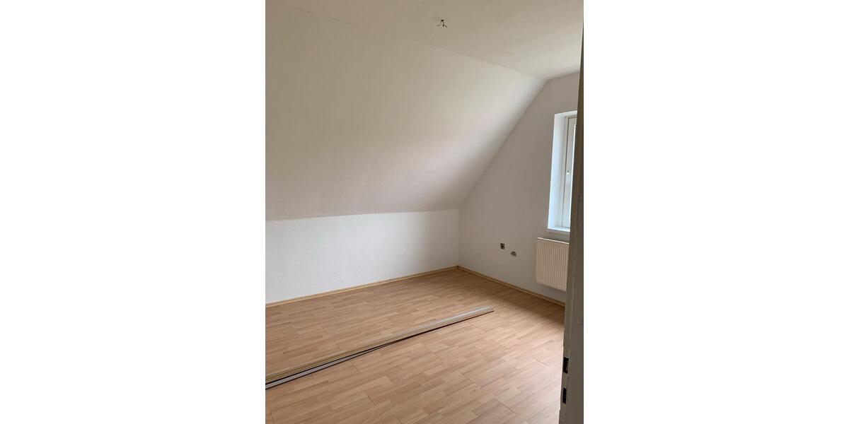 Dachgeschoßwohnung Letschin - 2 Zimmer, 29 m&sup2;, 310&euro; | Angebot:26297566