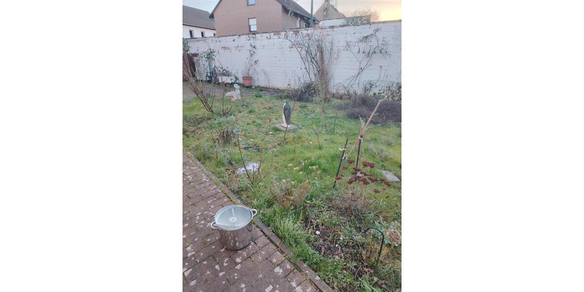 Erdgeschoßwohnung Elsdorf - 4 Zimmer, 135 m&sup2;, 1.420&euro; | Angebot:26656978