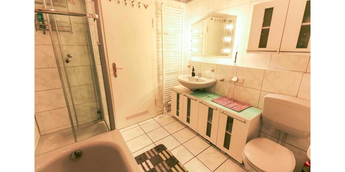 Etagenwohnung Ludwigshafen am Rhein - 3 Zimmer, 108 m&sup2;, 990&euro; | Angebot:26026869