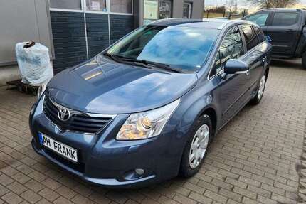 Toyota Avensis 145.001 km 7.900 &euro; Teltow 14513