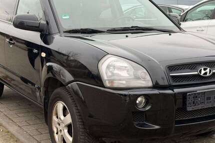 Hyundai TUCSON 208.213 km 3.950 &euro; Mainz-Mombach 55120