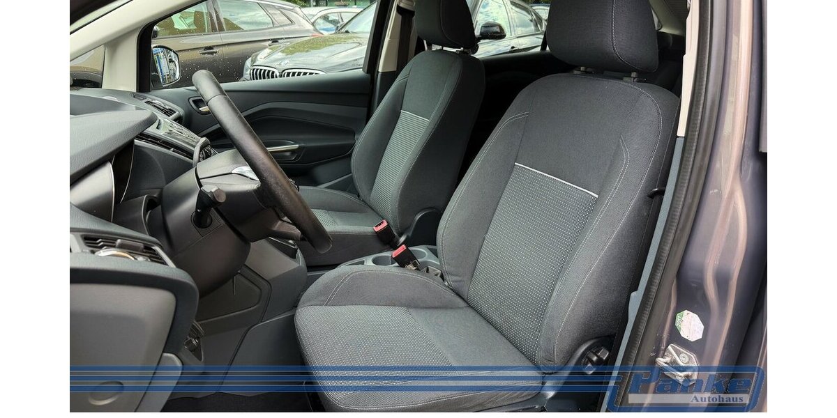 Ford Grand C-Max Champions Edition*SHZ*PDCv+h* 176.659 km 4.100 &euro; Berlin 13187