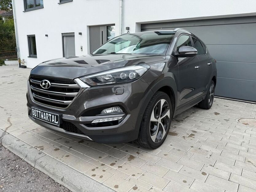 Hyundai TUCSON 125.000 km 15.999 € Großbottwar 71723