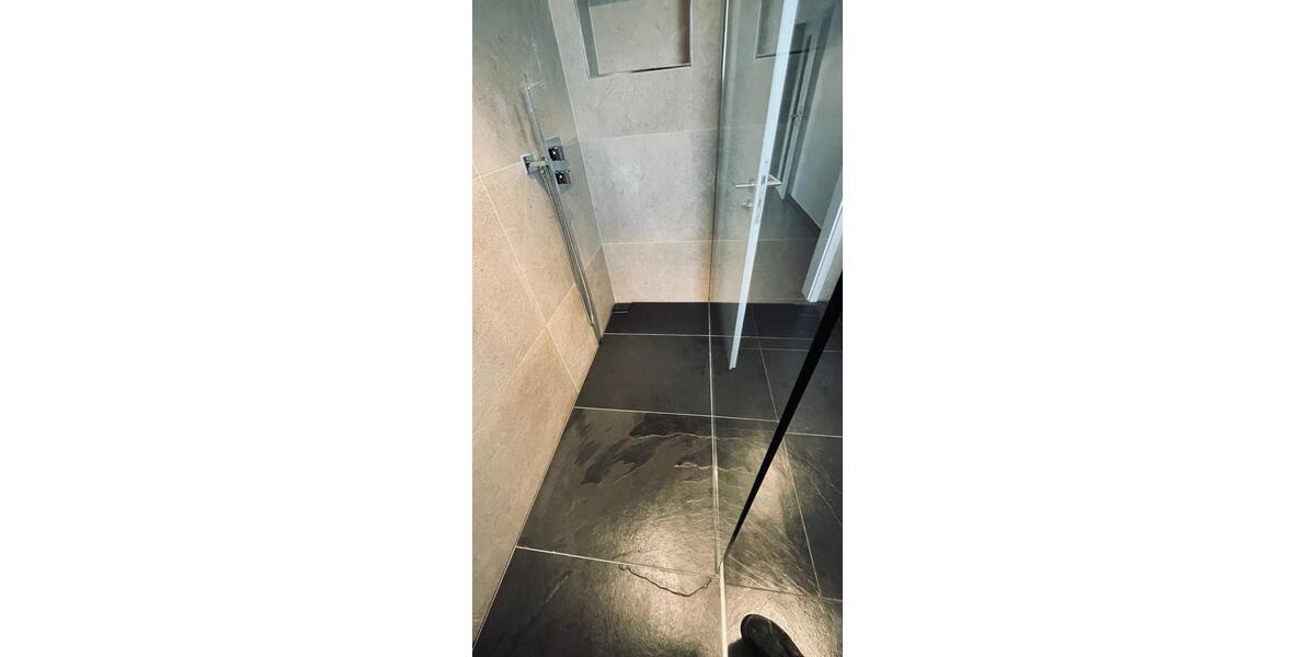 Hochwertige 2-Zimmer-DG-Wohnung mit Balkon & EBK - Vogelberg 2 zimmer