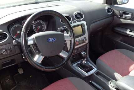 Ford Focus 212.000 km 1.999 &euro; Reutlingen (Ohmenhausen)- Tel 01799296766 72770